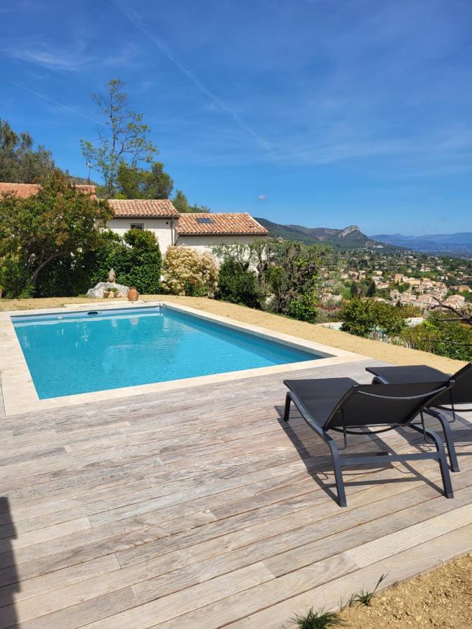 La Tourrette Bed & Breakfast Tourrettes-sur-Loup Ngoại thất bức ảnh