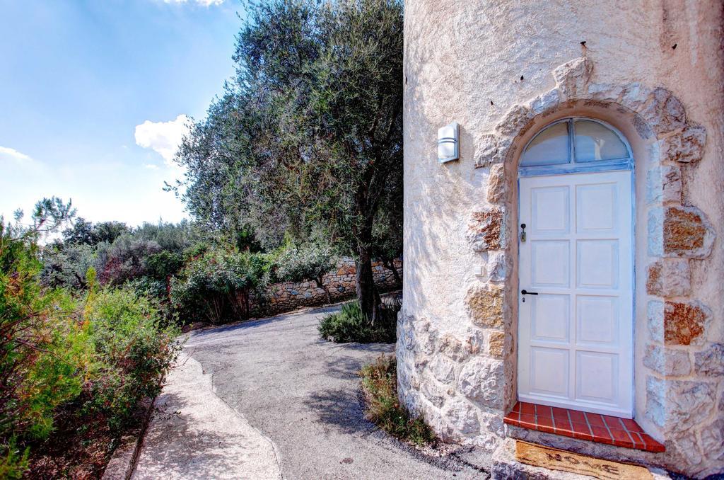 La Tourrette Bed & Breakfast Tourrettes-sur-Loup Phòng bức ảnh